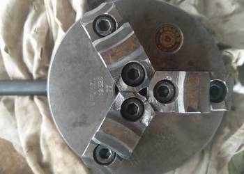 Uchwyt tokarski polski 125 bison typ putm p125zd z kluczem