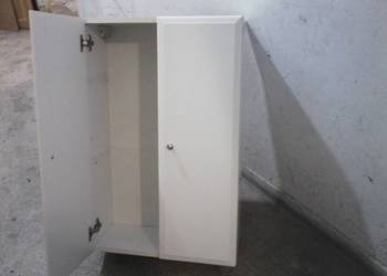 Wisząca szafka łazienkowa h 75 sz 50 gł 22 (18)