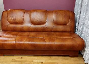 Skórzana wersalka z pojemnikiem + pufy