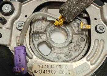 Kierownica samochodowa Audi A2 8Z0419091D8UD kompletna z mocowaniem