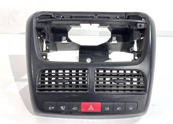 KRATKA NAWIEWU PRZÓD FIAT DOBLO II 735470943 Minivan WENTYLACJI