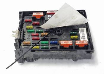 SKRZYNKA BEZPIECZNIKÓW VOLKSWAGEN PASSAT CC 3C0937125A