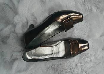 Buty brązowe lakierowane rozm. 40 #Sprzedam