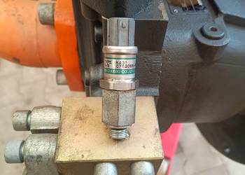Czujnik ciśnienia pompy KA31 0752065-500k Doosan DX 140W