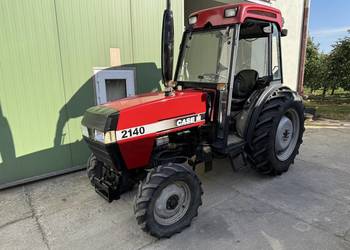 Ciągnik sadowniczy Case 2140 Pro