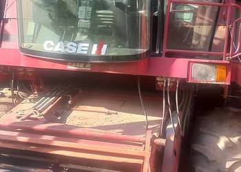 Kombajn case 527