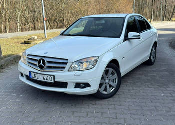 Mercedes C 180 MERCEDES-BENZ Klasa C z 2010 roku W204 (2007-2014)