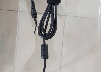 Kabel z wtyczką - Wtyk: 1.0x0.6 cm