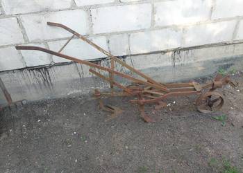 Stare,  zabytkowe konne narzędzia rolnicze