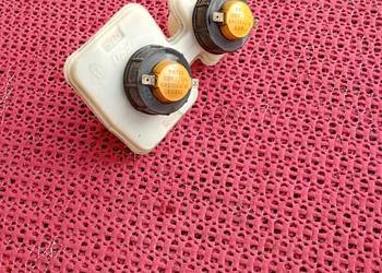 Zbiornik płynu hamulcowego FSO Polonez oryginał z czasów PRL-u Zbiornik płynu hamulcowego FSO Polonez oryginał z czasów PRL-u