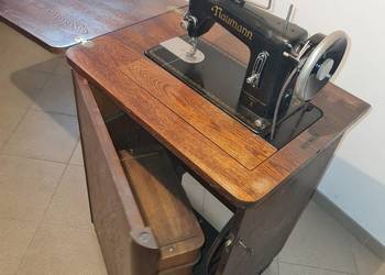 Stara maszyna do szycia Naumann 24 VEB Dresden z szafką