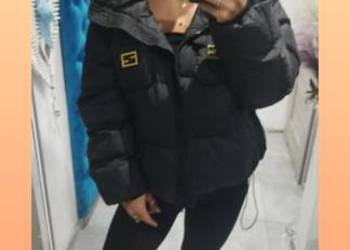 Czarna kurtka puchowa oversize ?