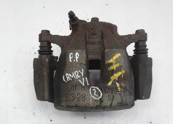 Toyota Camry VI PRAWY PRZEDNI ZACISK HAMULCOWY przód PASAŻERA