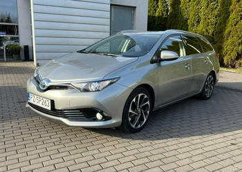 Toyota Auris Hybrid Grzane fotele Kamera Hak II (2012-)