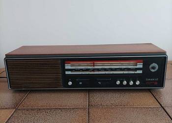 Stare zabytkowe radio Diora UNITRA Beskid z czasów PRL