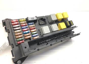 SKRZYNKA BEZPIECZNIKÓW VW CRAFTER 30 50 9065450201 Hatchback 06-16 2.0