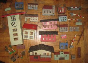 Diorama domki dworce kamienice poł XXw ni Kibri Faller Piko  Około 30szt. r