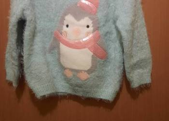 Sweterek dziewczęcy