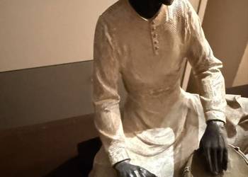 Figurka z AlmiDecor  Afrykanin z benbenkami - odbiór osobisty