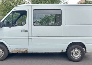 Mercedes sprinter 212