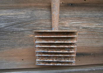 stare metalowe zgrzebło PRL. stare metalowe zgrzebło PRL.