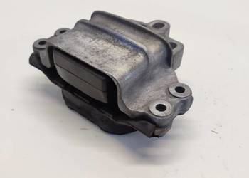 AUDI Q3 8U PODUSZKA ŁAPA SKRZYNI BIEGÓW 8J0199555K