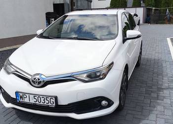 Toyota Auris 1.6 lift alu 17" polecam!!!