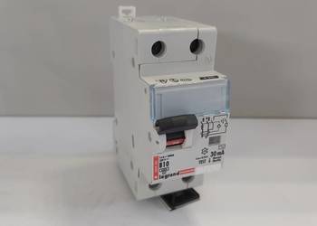 Wyłącznik różnicowoprądowy Legrand B10 30mA 08400