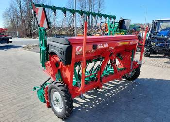 Siewnik zbożowy 2,5m AGROMASZ redlice stopkowe talerzowe  AGROSTAL