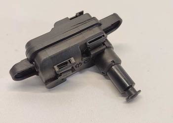 AUDI A3 8Y SIŁOWNIK KLAPKI WLEWU 8V0862159A 