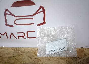 VOLVO XC40 T5 RECHARGE NAPIS EMBLEMAT ZNACZEK LOGO KLAPA TYŁ 27551