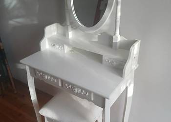 Toaletka w idealnym stanie