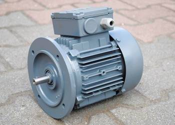 Silnik elektryczny kołnierzowy 0,37kw. 1380obr./min Firmy SEW
