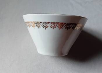 Cukierniczka Chodzież, fason Elżbieta, bez przykrywki.