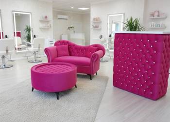 Sofa , recepcja i stolik