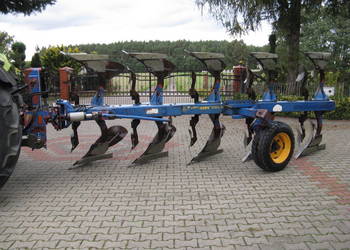 Overum DX pług obrotowy 5 skibowy Gregoire Besson Kverneland ED100