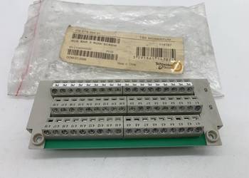 Schneider Electric 170 XTS 004 01 BUS BAR