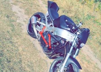 Honda cbr 900rr fireblade sc33