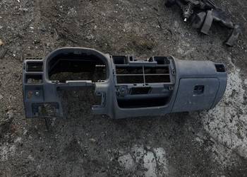 Deska rozdzielcza kokpit Mazda E2200