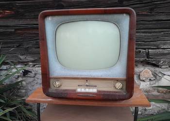 Stary telewizor lampowy Rubin 102 zabytek retro vintage