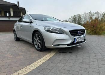 Volvo V40 II (2012-)