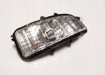 VOLVO C30 C70 S40 prawy kierunkowskaz lusterko OE 31111102