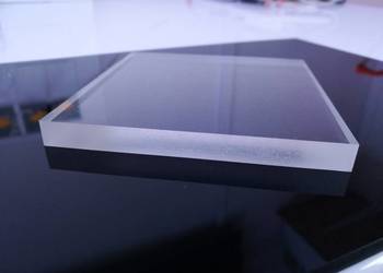 PLEKSI bezbarwna na wymiar 4mm 100x100 cm  EMPLASt akryl