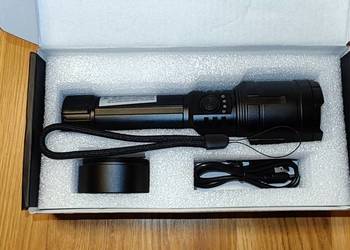 Super mocna latarka LED wraz z soczewką