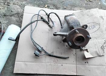 FORD MONDEO MK1 ZWROTNICA PIASTA PRAWA PRZÓD PRZEDNIA  ABS CZUJNIK KLOCKÓW