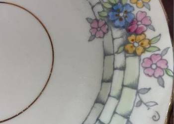 Patera Carl Tiesch. Sygnowana C.T. Syg. z 1875 - 1904r.  Cena 195 zł. Za je