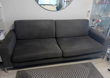Sprzedam tanio nierozkładaną sofę o szer. 220 cm