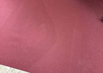 wykładzina bordowa/czerwona