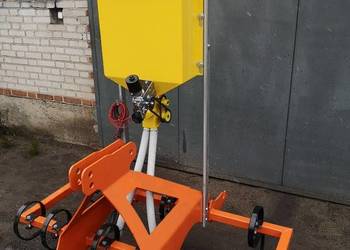 Dozownik Nawozu Aplikator Podsiewacz Sadzarka siewka siewnik pielnik