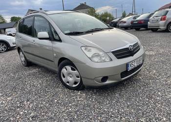 Toyota Corolla Verso 2.0d4d 90KM klimatyzacja Hak
